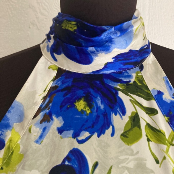 Cache Silk Halter Top Size XS - Picture 11 of 16